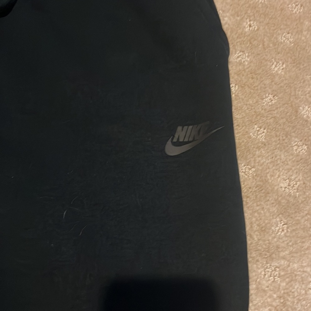 Nike men’s shorts. Size medium - Picture 4 of 5